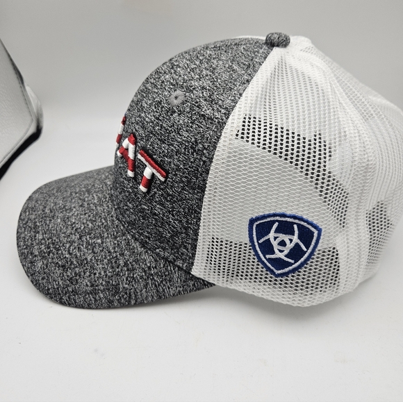 Ariat Trucker Hat Gray Mesh Snapback USA Flag Logo OSFM - Picture 2 of 5